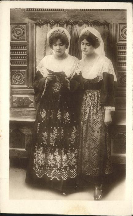 Saint-Gildas-de-Rhuys Jeunes Filles