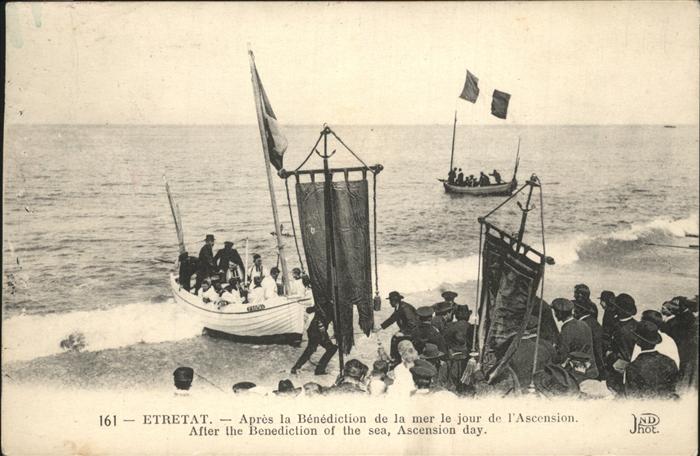 Etretat le jour de l'Ascension