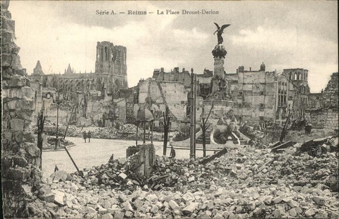 Reims Champagne Ardenne la Place Drouet-Derlon