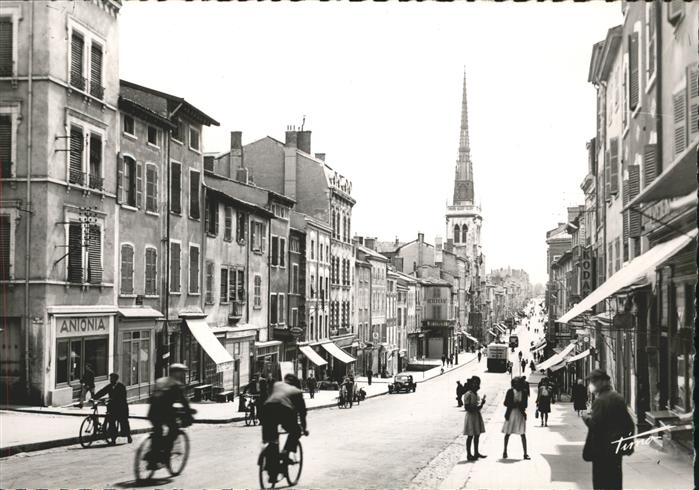 Villefranche-sur-Saone la rue Nationale