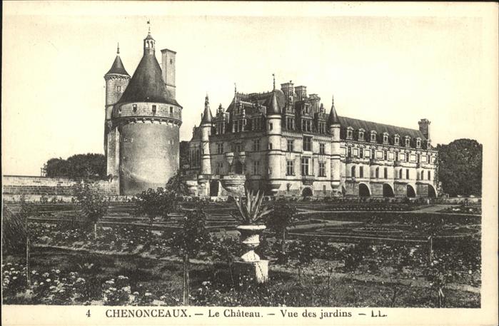 Chenonceaux Indre et Loire Chateau vue des jardins