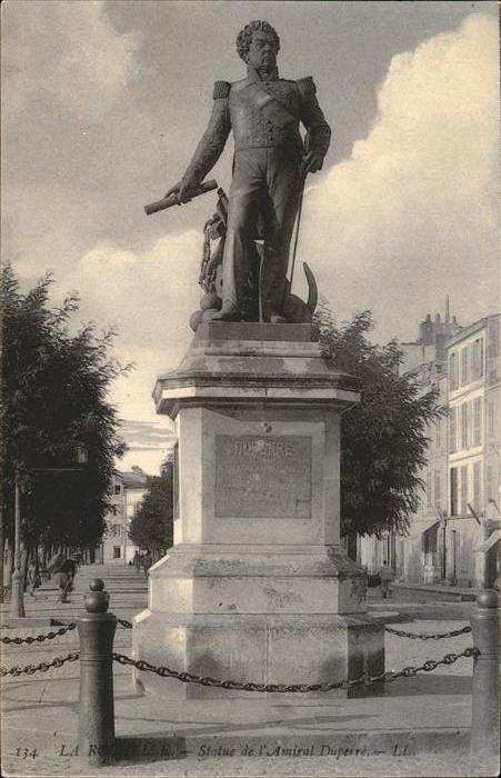 La Rochelle Charente-Maritime Statue de l'Admiral Duperre monument
