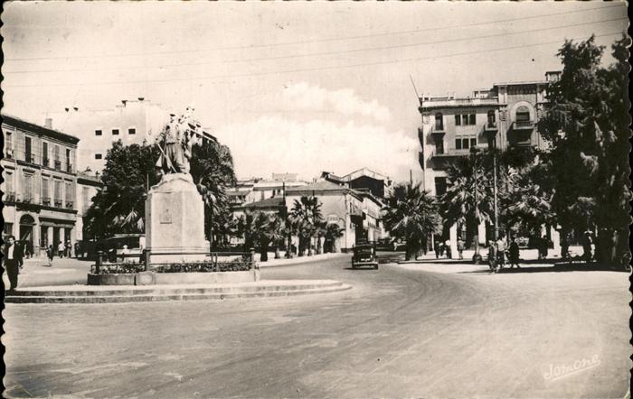 Philippeville Algerien Entree de la ville Avenue Clemenceau mo