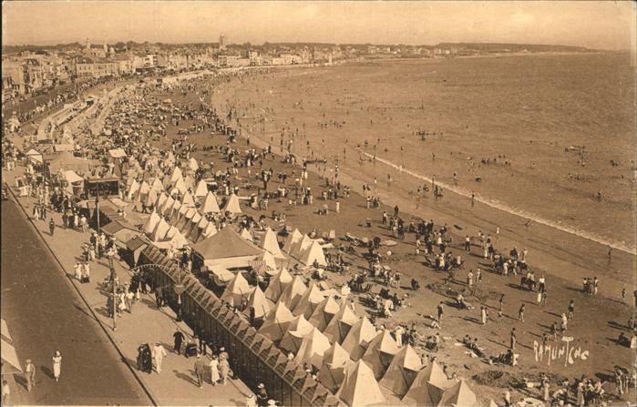 Les Sables-d Olonne Plage promenade