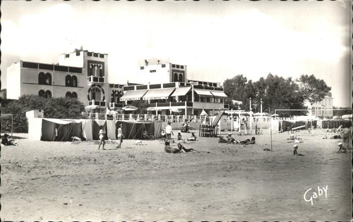 La Tranche-sur-Mer La Plage et l_Hotel de l'Ocean