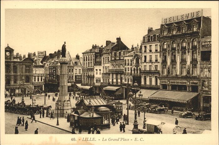 Lille Nord La Grande Place Monument Pferdedroschke
