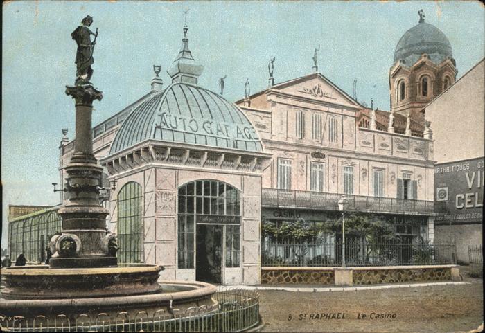 Saint-Raphael Var Le Casino Fontaine sculpture