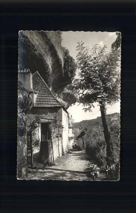 Les Eyzies-de-Tayac-Sireuil Capital prehistorique Rue du Moyen Age