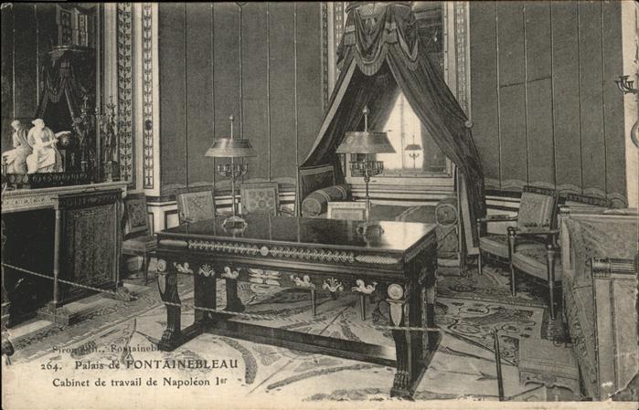 Fontainebleau Seine et Marne Palais Cabinet de travail de Napoleon