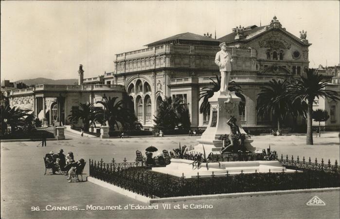 Cannes Alpes-Maritimes Monument d_Edouard VII statue et le Cas