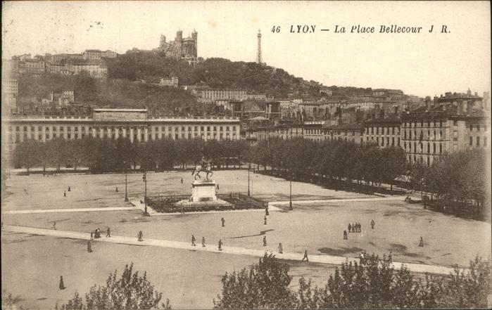 Lyon France La Place Bellecour monument chateau
