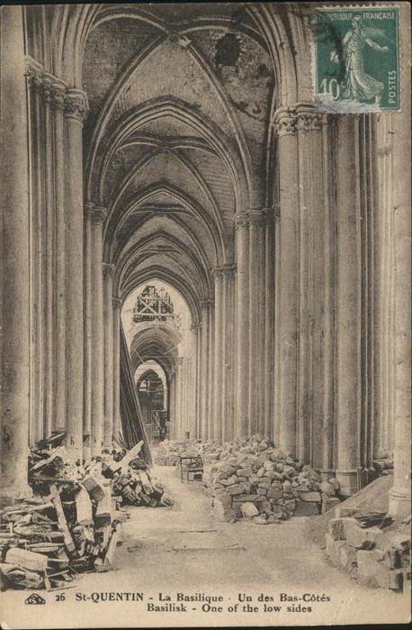 Saint-Quentin 02 Aisne Basilique un des Bas Cote