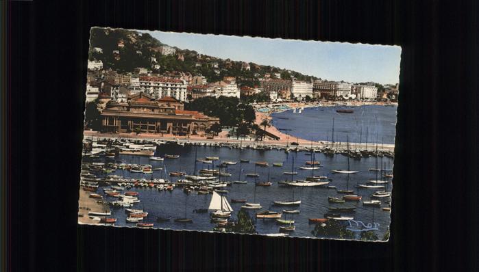 Cannes Alpes-Maritimes Le port et la Croisette bateau Cote d_A