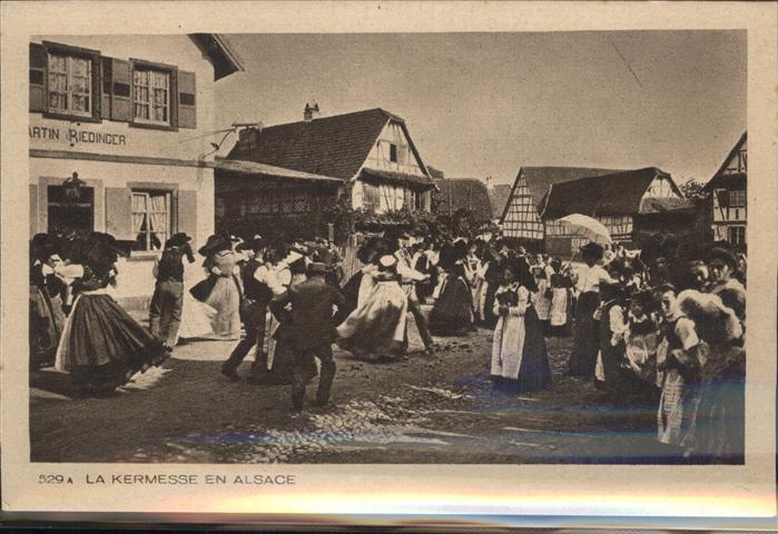 Trachten La Kermesse en Alsace Fest