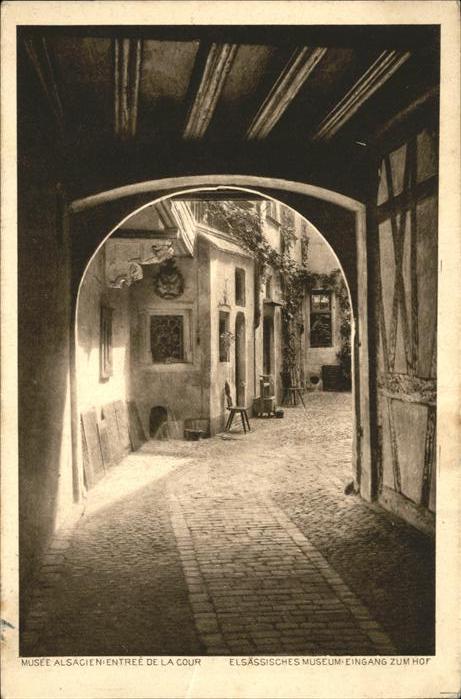 Strasbourg Alsace Musee alsacien entree de la cour Elsäss
