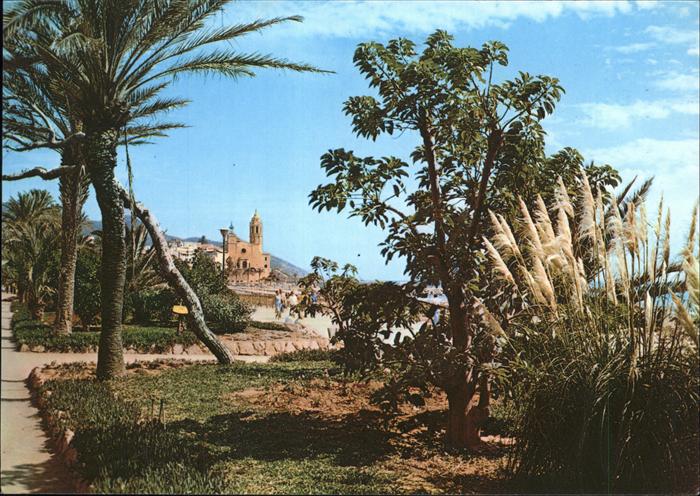 Sitges Gaerten Hafen