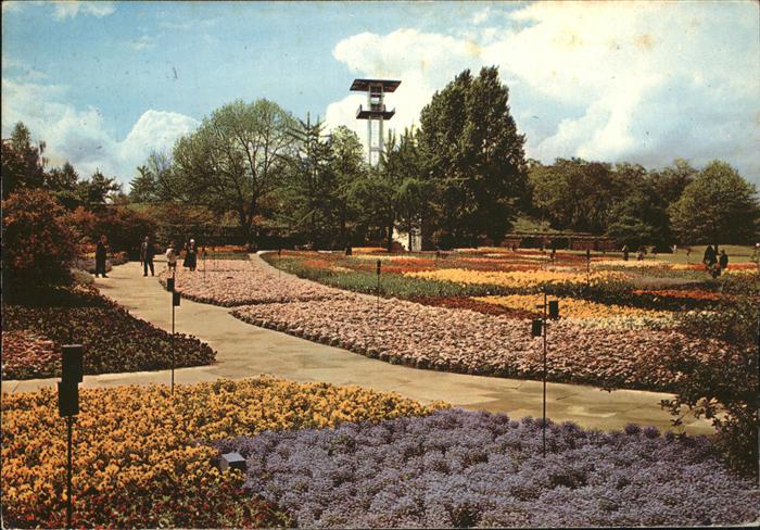 Bundesgartenschau Stuttgart Blumenteppich Aussichtsturm