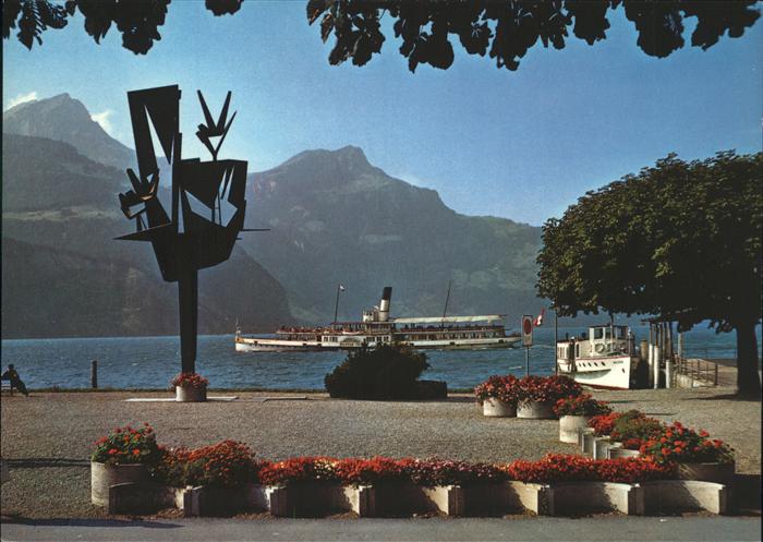 Dampfer Seitenrad Flüelen Vierwaldstättersee Rütlischwurd