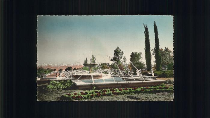 Marrakech Marrakesch Jet d_eau du Casino et l'Atlas