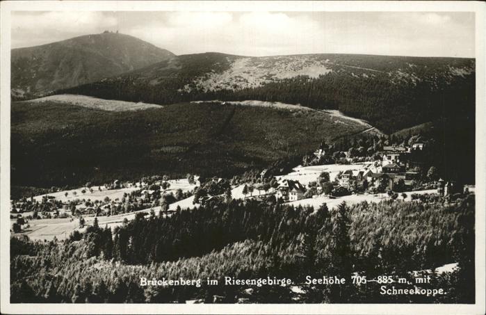 Brueckenberg Riesengebirge mit Schneekoppe Panorama