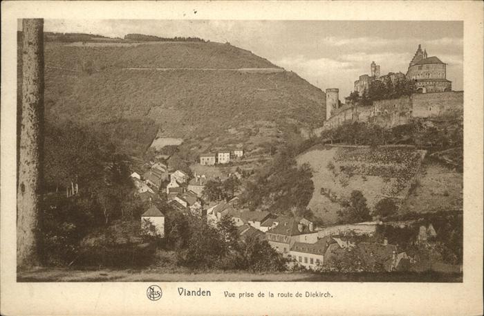 Vianden Vue prise de la route de Diekirch