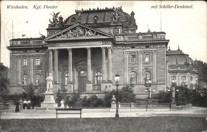 Theatergebaeude Wiesbaden Schiller-Denkmal