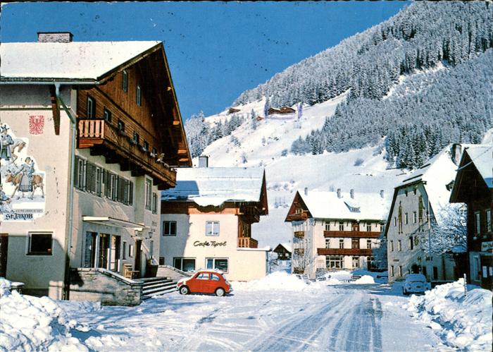St Jakob Defereggen Dorfstrasse Heilklimaort Wintersportplatz Fassadenmalerei