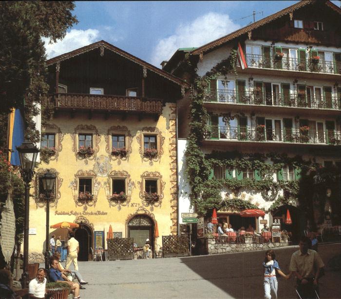St Wolfgang Wolfgangsee Marktplatz mit Lebzeiterhaus Wallner Gasthaus Schwarzes
