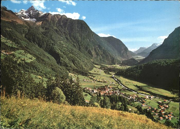 Oetz Blick ins oetztal mit Habichen und Umhausen