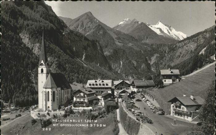 Heiligenblut Kaernten Panorama mit Grossgloeckner