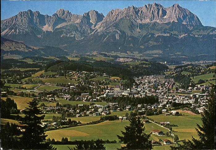 Kitzbuehel Tirol Panorama mit Wildem Kaiser