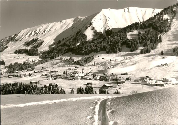 Riezlern Kleinwalsertal Vorarlberg Panorama im Schnee