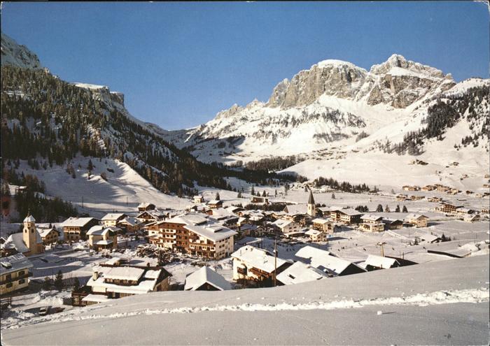 Dolomiten Corvara Alta Badia Panorama im Schnee