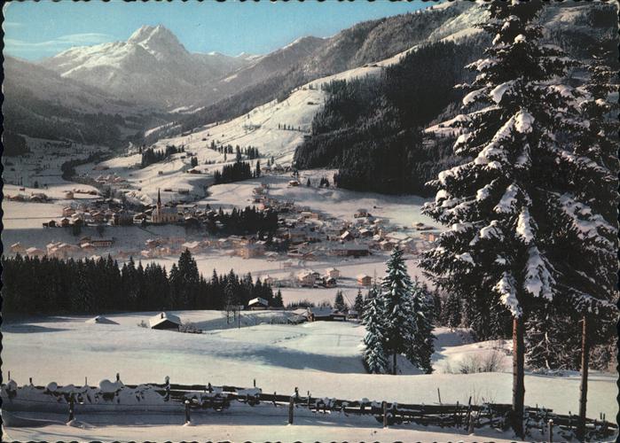 Kirchberg Tirol Panorama im Schnee Rettenstein