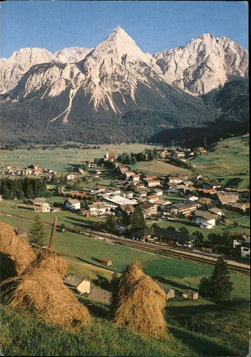 Lermoos Tirol gegen Sonnenspitze Sommerfrische Heuernte