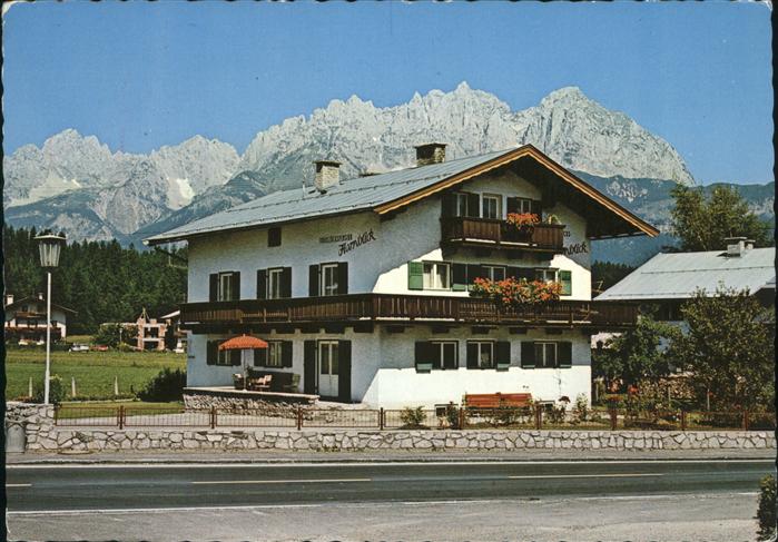 Oberndorf Tirol Pension Hornblick mit Alpenblick