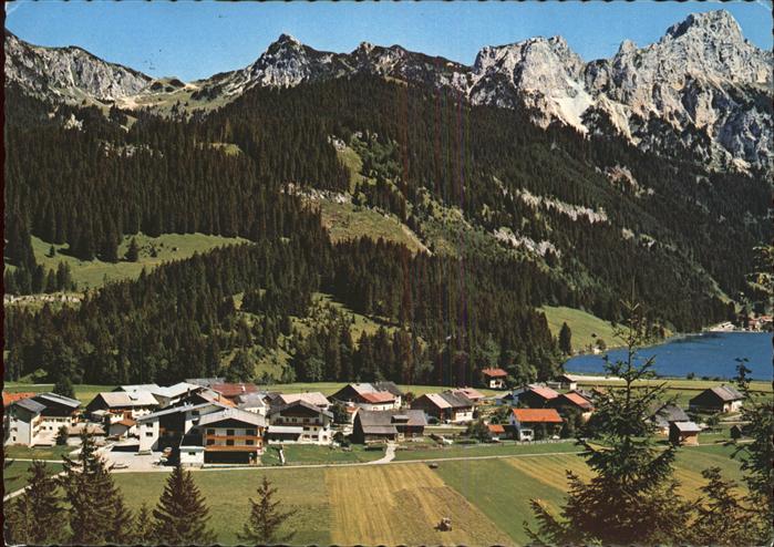 Haldensee Panorama mit Fuessener Joechl Schartschrofen Rote Flueh