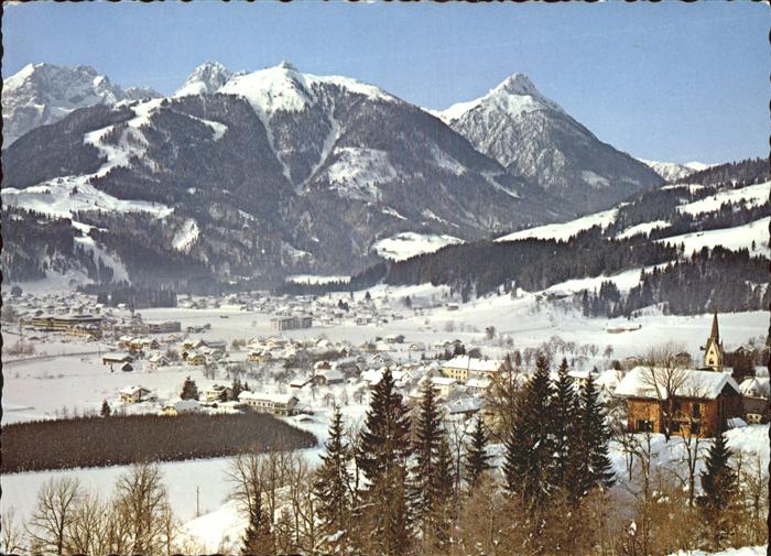 Koetschach-Mauthen Kaernten mit Kellerwand und Plenge