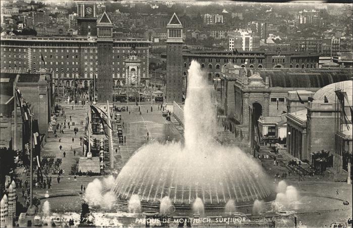 Barcelona Cataluna Parque de Montjuich Surtidor Brunnen Fontaene