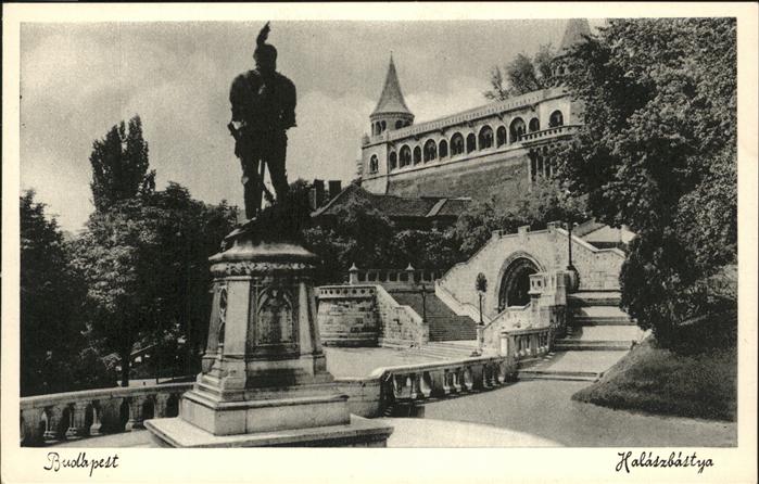 Budapest Halaszbastya Fischerbastei Denkmal