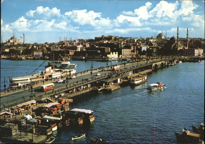 Istanbul Constantinopel Galata Koepruesue Bruecke Schiff