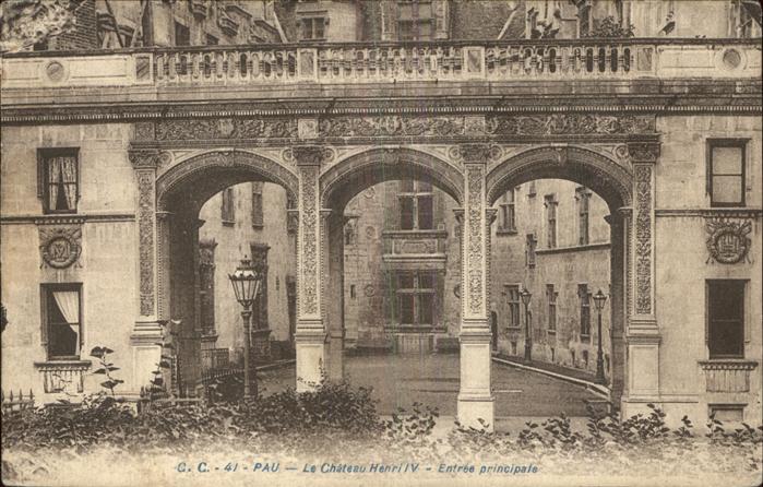 Pau 64 Chateau Henri IV Entree principale