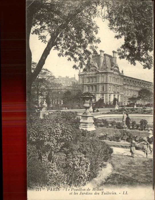 Paris Pavillon de Rohan Jardins des Tuileries