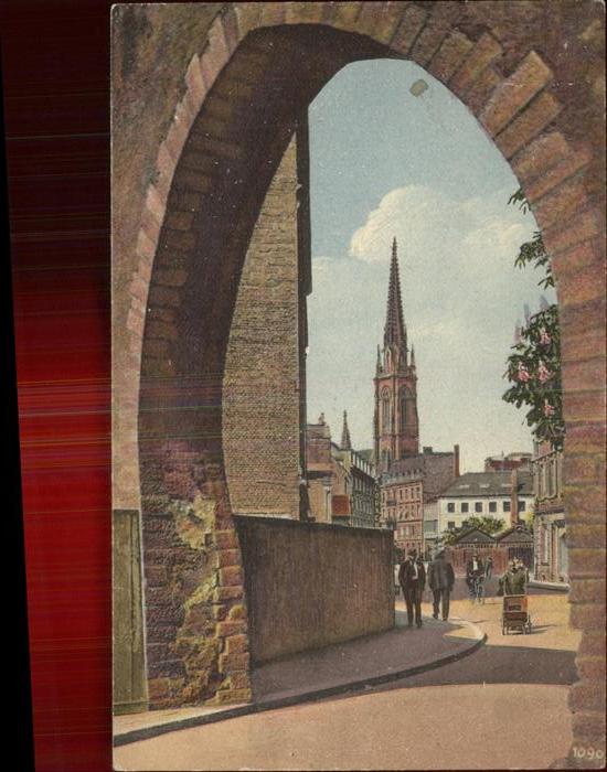 Muelhausen Elsass Gerechtigkeitsstrasse Torbogen Kirche