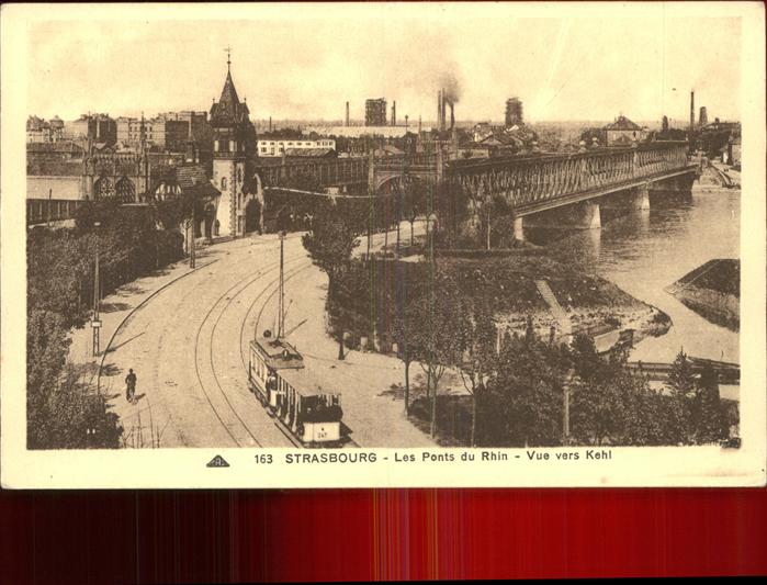 Strasbourg Alsace Ponts du Rhin vue vers Kehl tram Strass