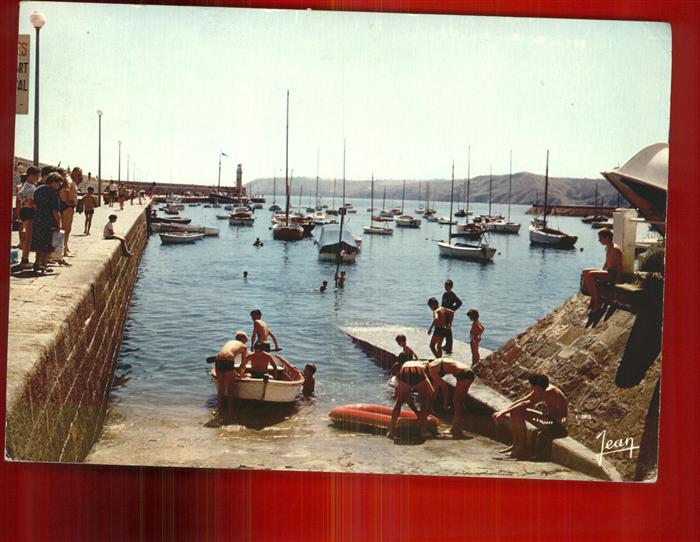 Binic Cotes d Armor Port Jetee de Penthievre bateaux