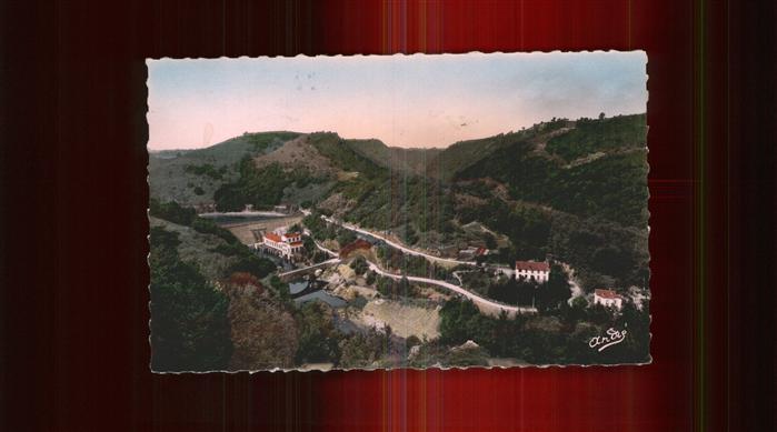 Saint-Priest-des-Champs Barrage des Fades