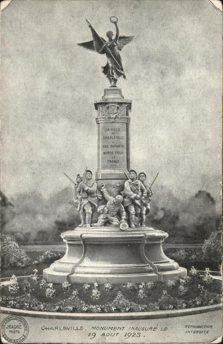 Charleville 08-Meziers Monument de 1923 Kriegerdenkmal