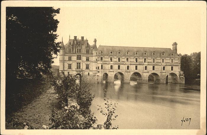 Chenonceaux Indre et Loire Chateau Facade ouest Allee de Catherine