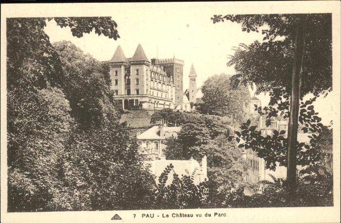 Pau 64 Chateau vu du Parc